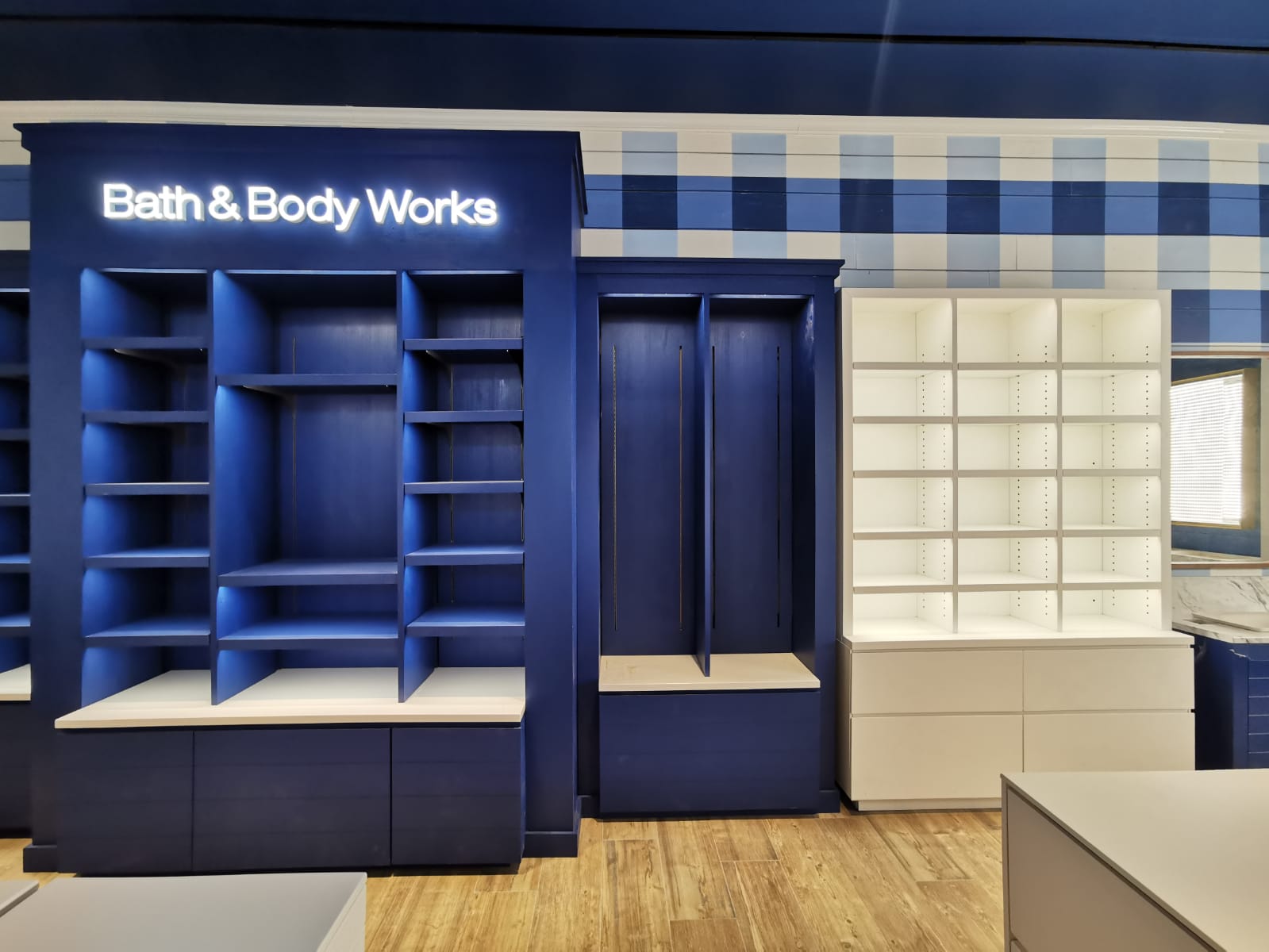 Bath & Body Works